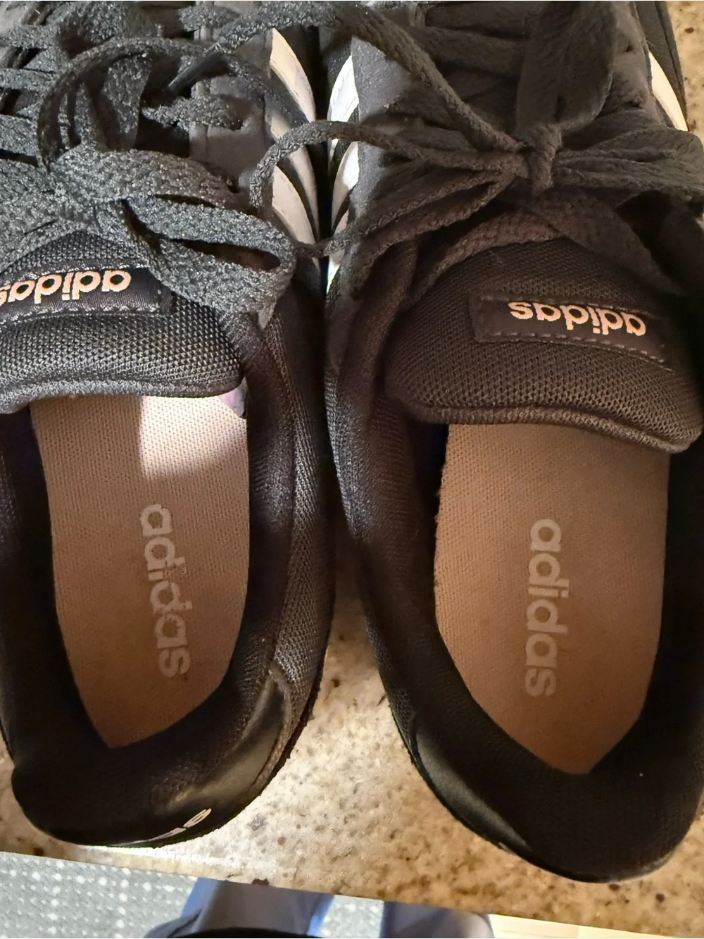 adidas classic low